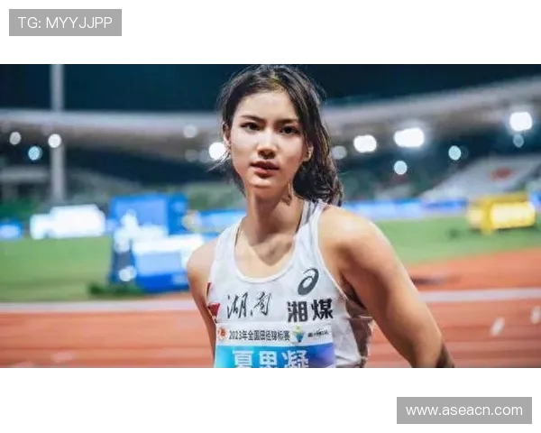 陈佳敏 13 秒 30 赛季最佳夺冠 夏思凝 0.007 秒憾负新人吴安琪摘铜(3)